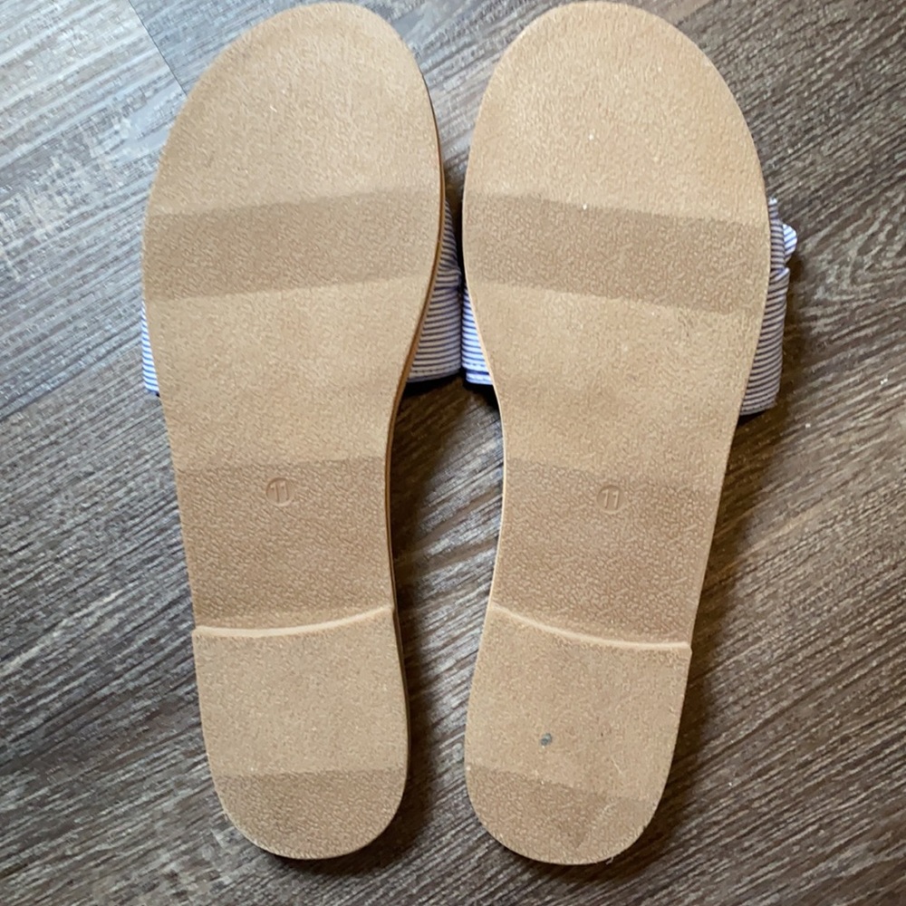 Loft Sandals! - image 4